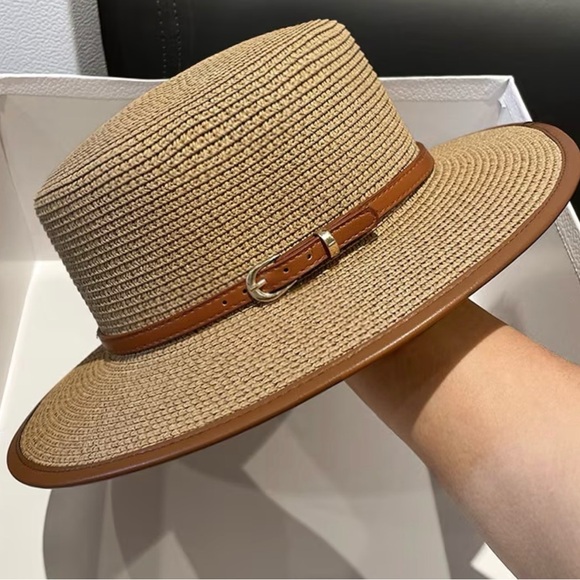 Accessories - Woman’s  Straw Boater Hat with  Trim -